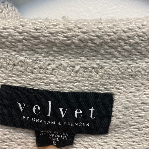 Men’s velvet soft grey hoodie - Picture 2 of 2